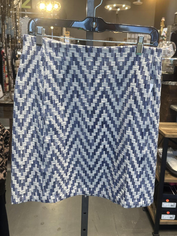 Lined Fitted Skirt with Pockets