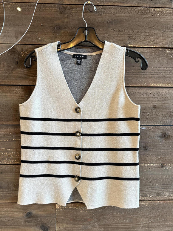 Sweater Vest with Horn Button