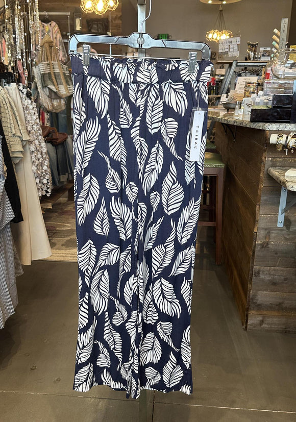 PUll On Ankle Pant with Hem Vent
